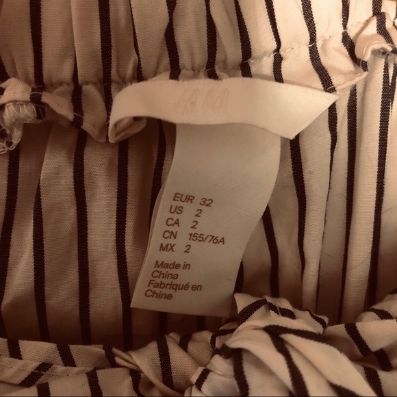 H&M | Cotton Off The Shoulder Button-Up - Picture 7 of 9